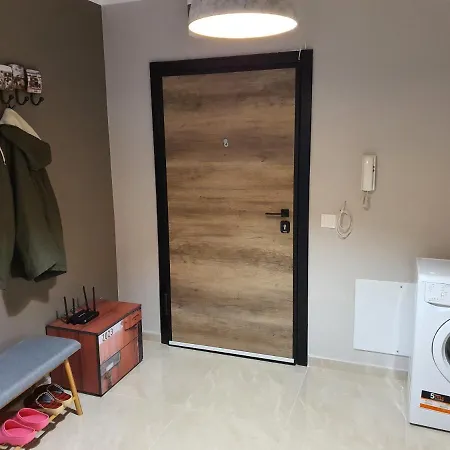Guest Narodno Horo Apartment *